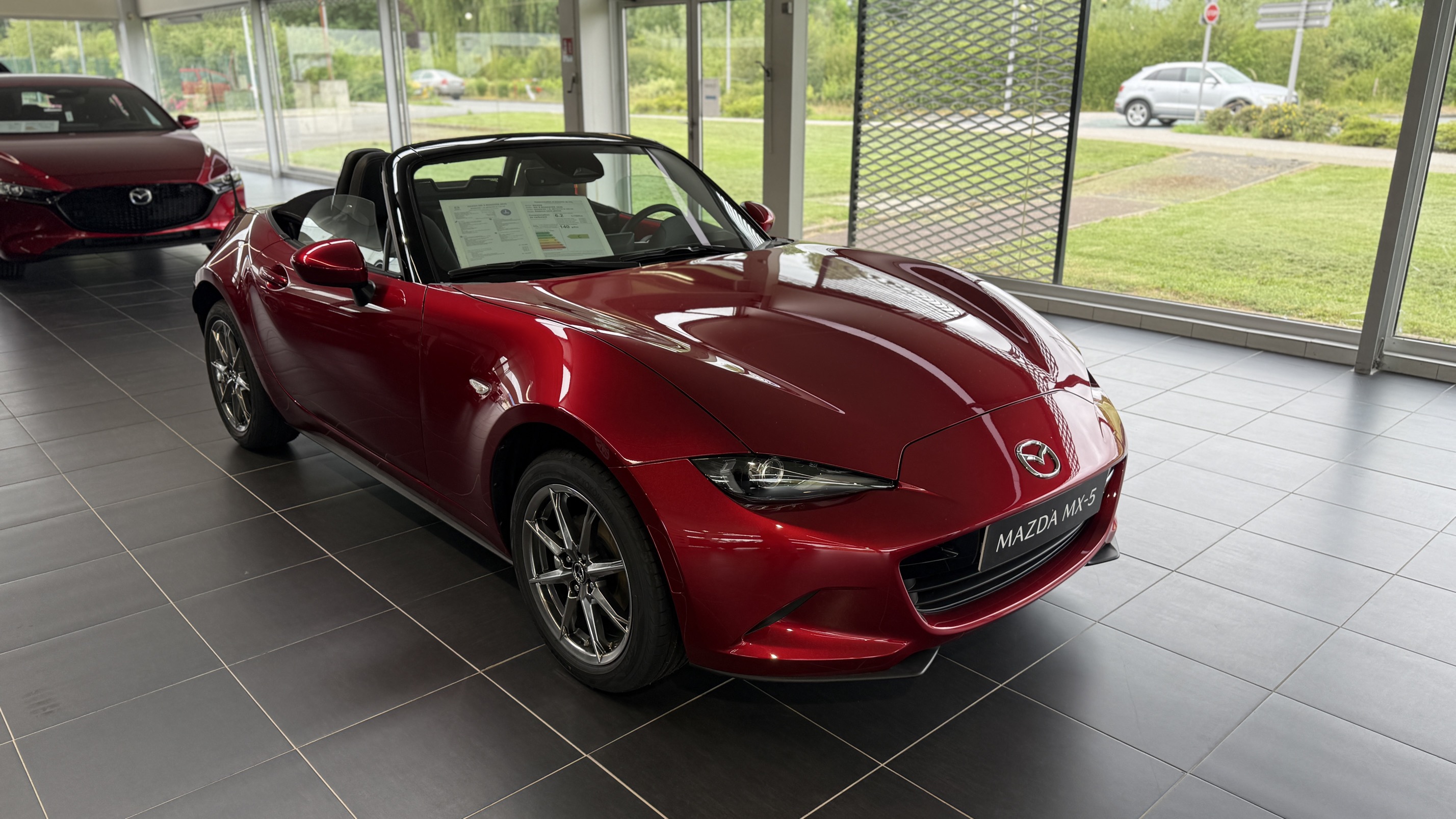 En savoir plus sur mazda mx-5 st