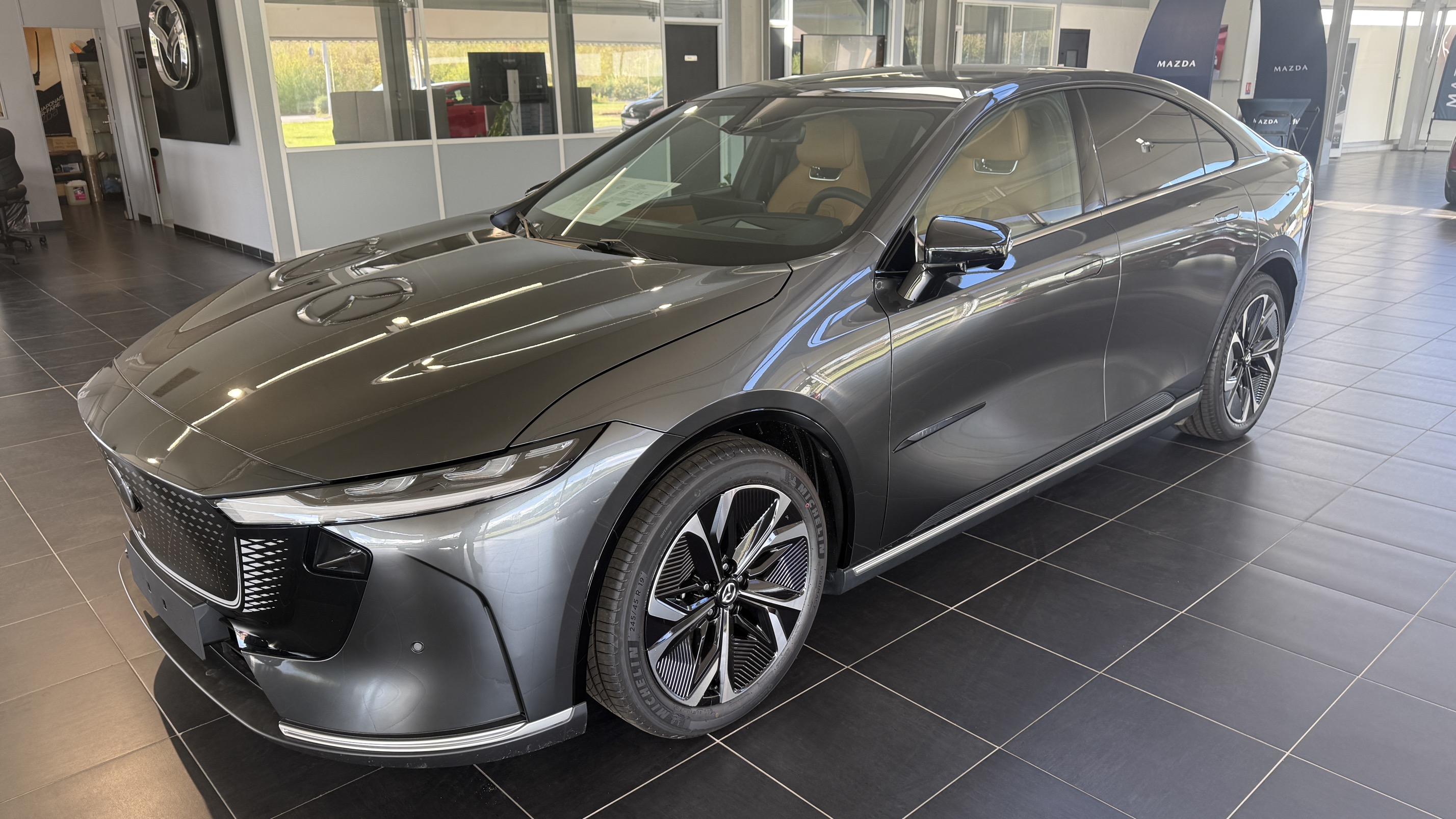 mazda - Visuel 2